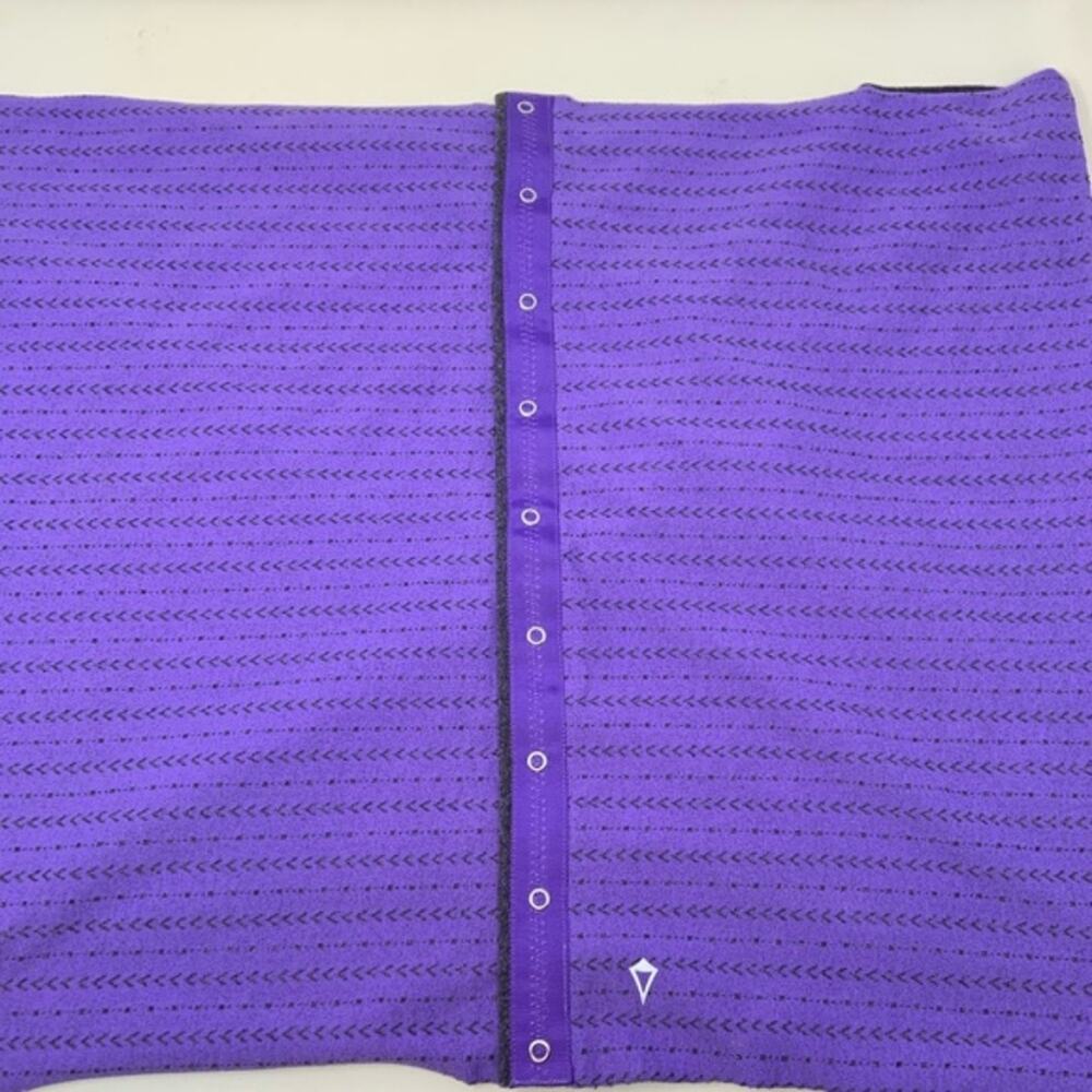 Lululemon Kids Ivivva Village Chill Scarf Size OS Purple Gray with Snaps
